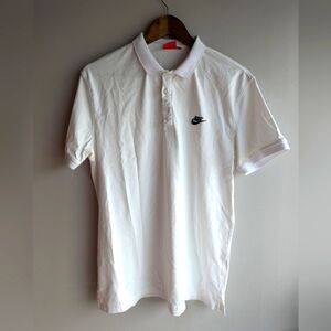 Nike Sportswear Mens XXL Athletic Short Sleeve Cotton Embraided Logo Golf Shirt